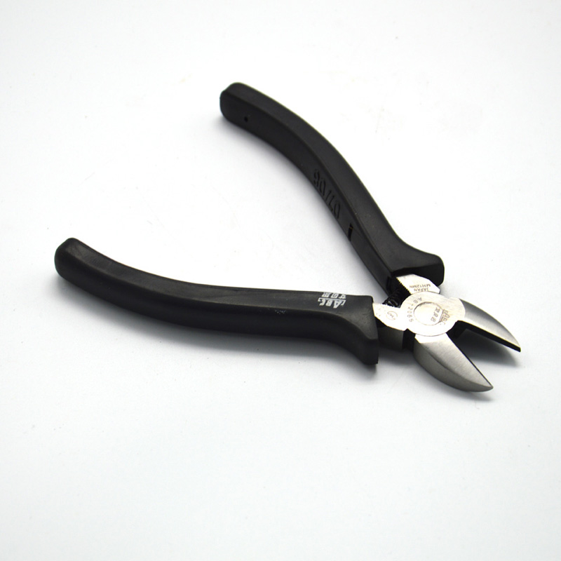 价格:1-9把 16.8元 10-49把 15.6 50把起 14.4元 ABC艾贝斯AB-205S电工剪钳(125mm)-(2).jpg